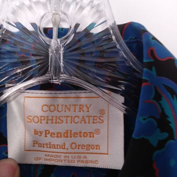 Pendleton blue floral blouse the keyhole on front - Picture 3 of 8